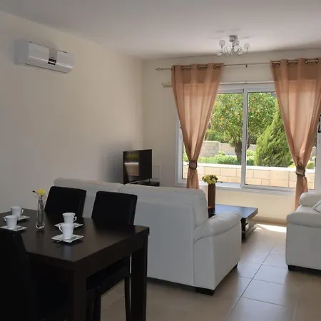 Zephyros * Mandria (Paphos)