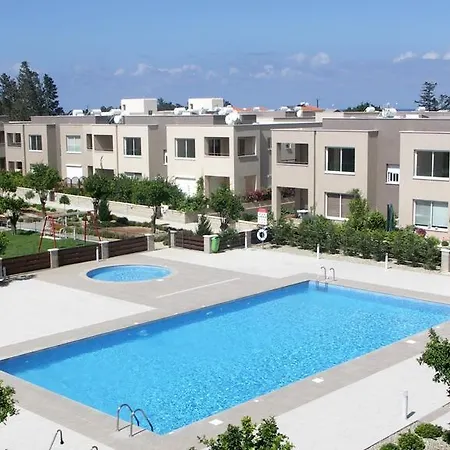 Zephyros Mandria (Paphos)